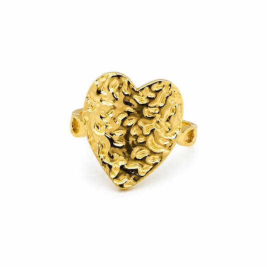 Cora Hammered Heart Gold Ring