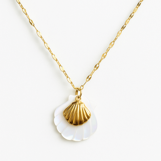 Seashell Pendant Necklace