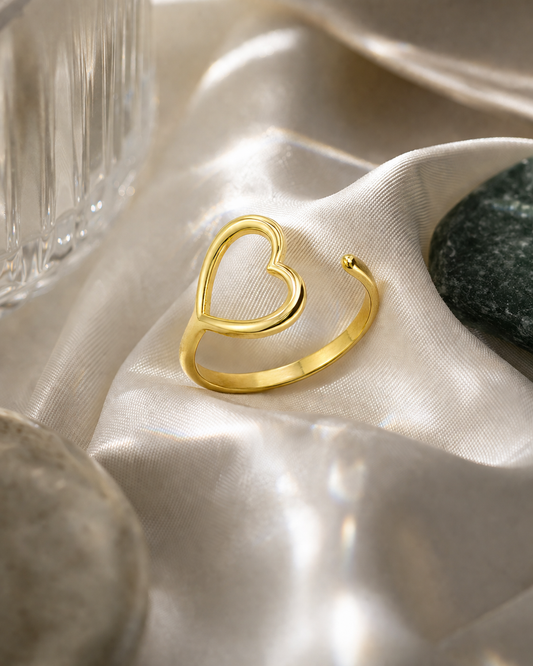 Amor Open Gold Ring