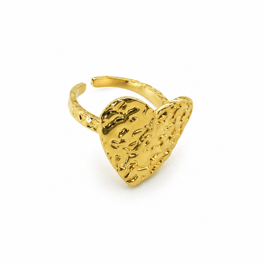 Cora Hammered Heart Gold Ring
